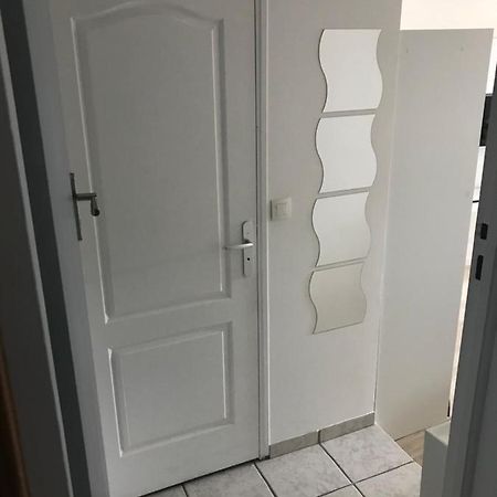 Studio Moderne Au Calme Cappelle-la-Grande Exteriör bild